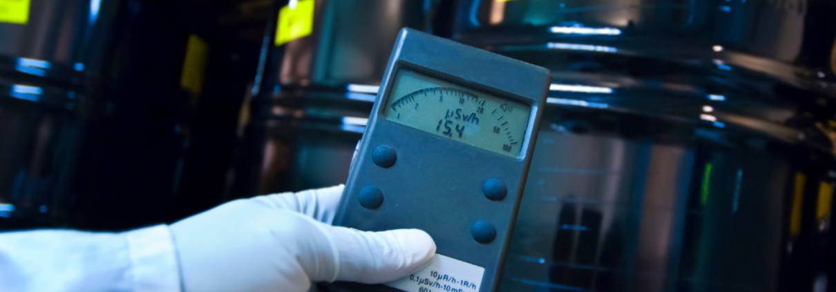 Contrôle de radioprotection avec compteur Geiger